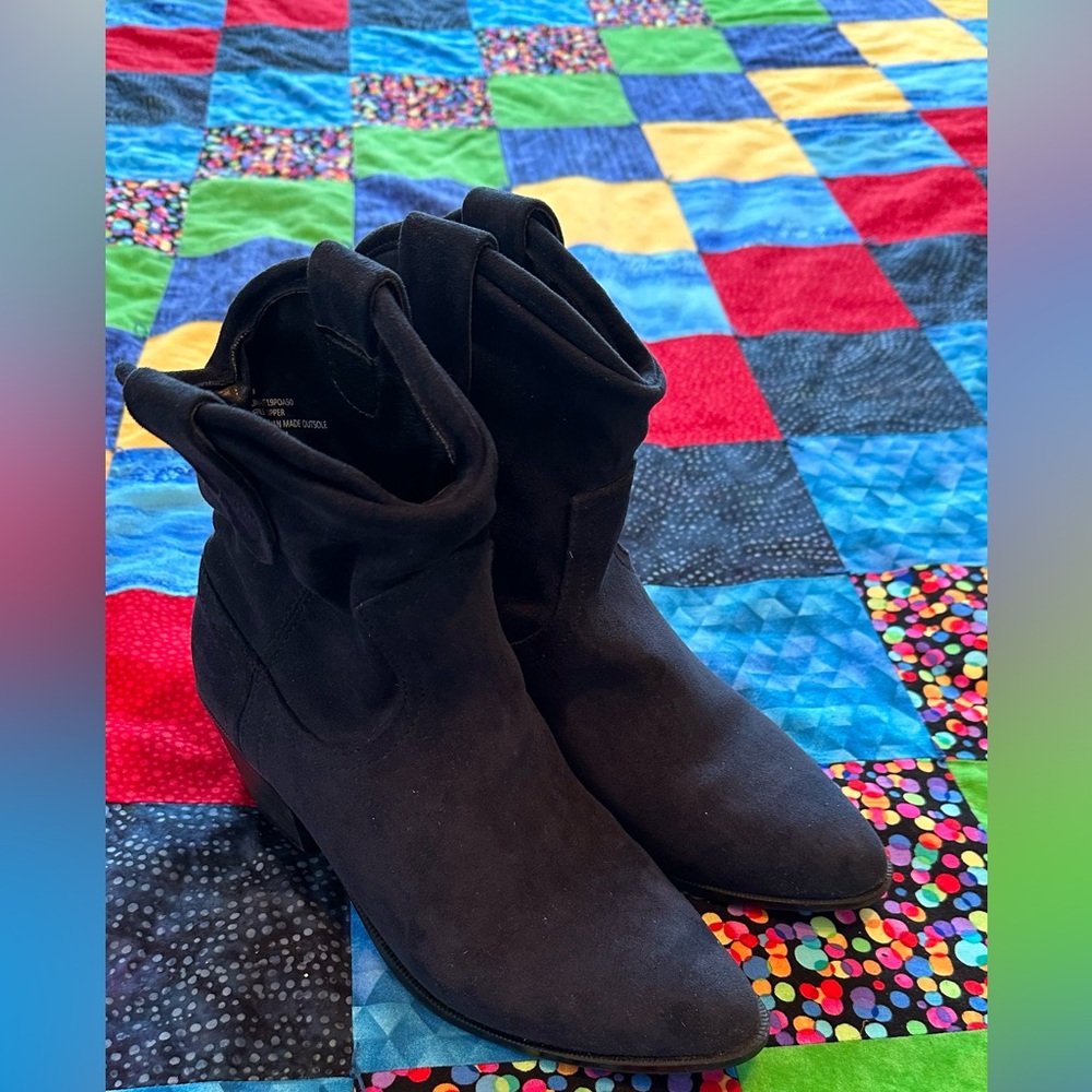 New Navy Boots!